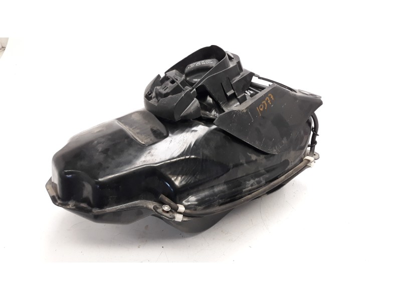 Recambio de deposito combustible para bmw c 600 sport c 600 sport referencia OEM IAM 16117724935  