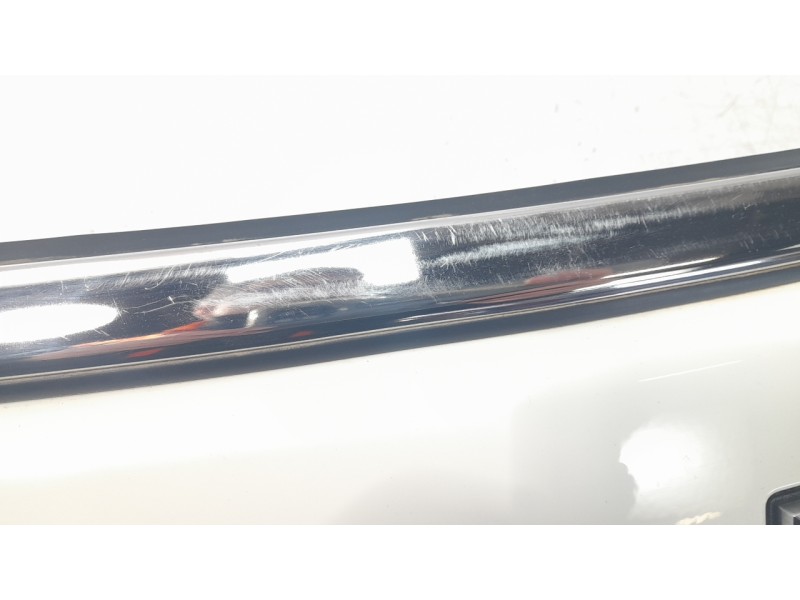 Recambio de molduras traseras para jeep compass ii business 4x2 referencia OEM IAM 5UN43TRMAC  