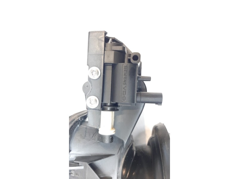 Recambio de tapa exterior combustible para bmw x1 (e84) 2.0 turbodiesel cat referencia OEM IAM 11884410  