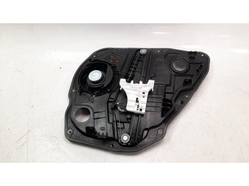 Recambio de elevalunas trasero izquierdo para kia ceed 1.4 tgdi cat referencia OEM IAM 83470J7000  