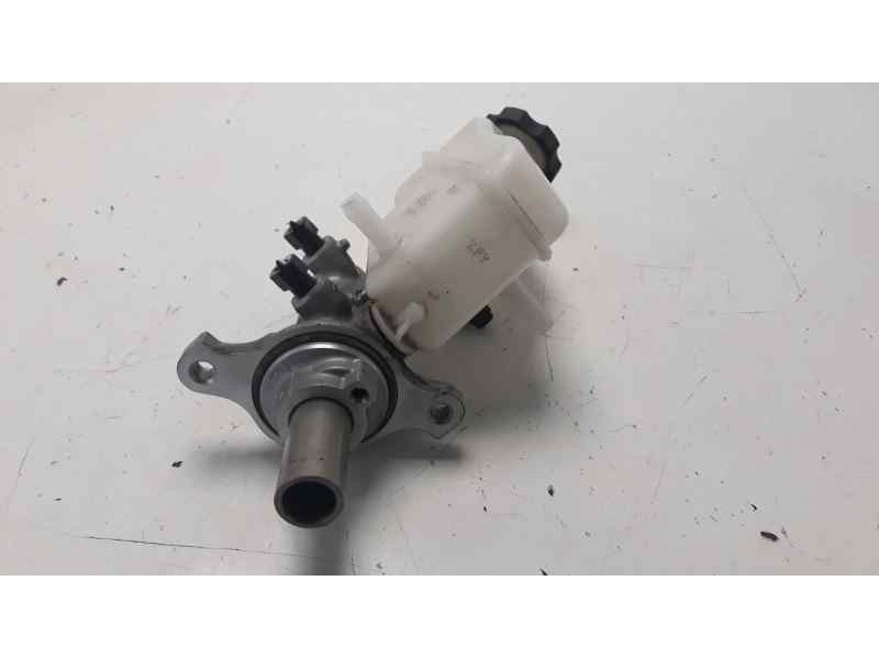 Recambio de bomba freno para kia carens ( ) x-tech referencia OEM IAM 58510A4300  