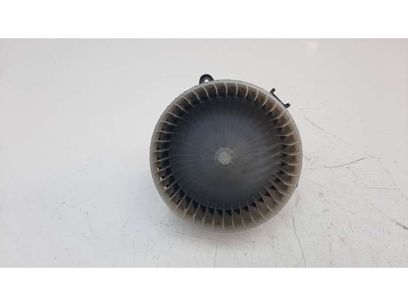 Recambio de ventilador calefaccion para opel insignia country tourer 2.0 16v cdti referencia OEM IAM 13263279 34201 VHF730077