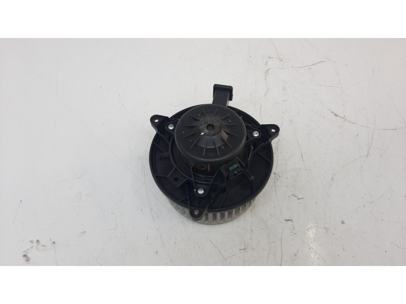 Recambio de ventilador calefaccion para opel insignia country tourer 2.0 16v cdti referencia OEM IAM 13263279 34201 VHF730077