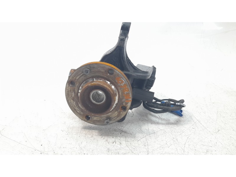 Recambio de mangueta delantera derecha para citroen c3 feel referencia OEM IAM 1607557580  