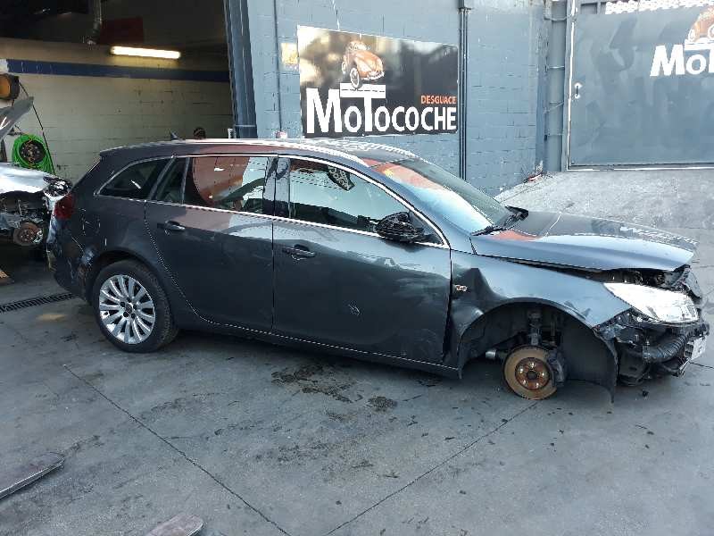 opel insignia sports tourer del año 2012