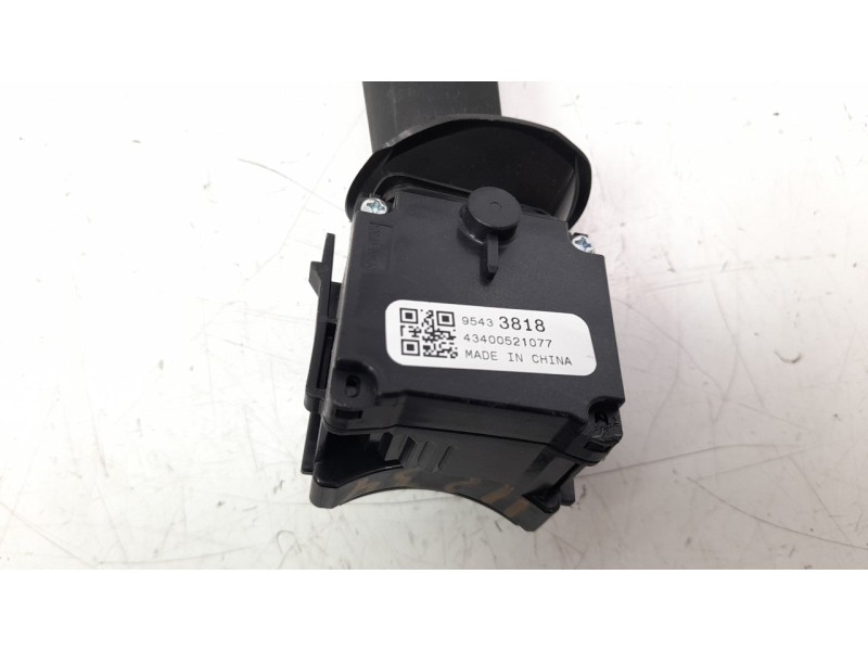 Recambio de mando limpia para opel corsa e 1.4 referencia OEM IAM 95433818  