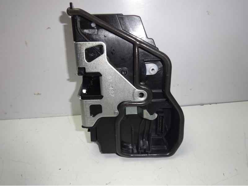 Recambio de cerradura puerta delantera izquierda para bmw serie 3 berlina (e90) referencia OEM IAM 51217202143 10606130121 CRDBM