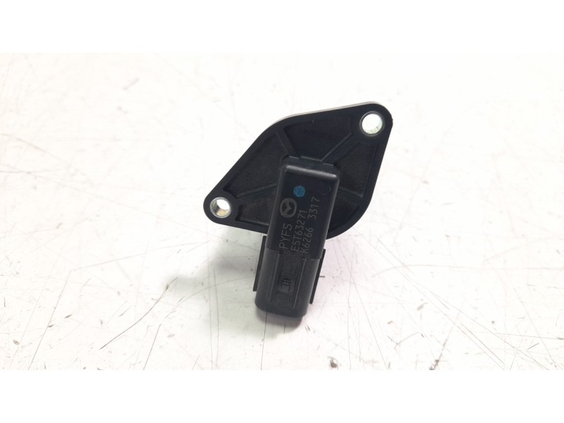 Recambio de caudalimetro para mazda cx-5 advantage 2wd referencia OEM IAM E5T63271  