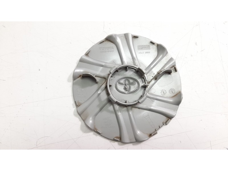 Recambio de tapacubos para toyota aygo referencia OEM IAM 4260B0H010  