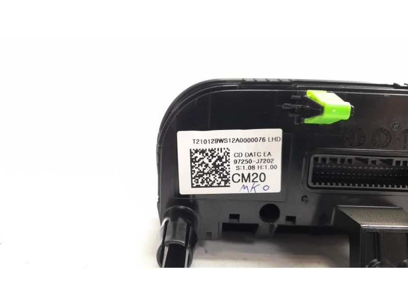 Recambio de mando climatizador para kia ceed 1.4 tgdi cat referencia OEM IAM 97250J7202  