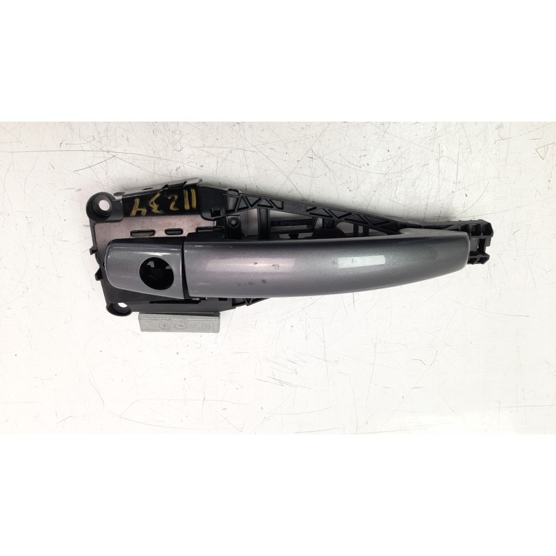 Recambio de maneta exterior delantera izquierda para opel corsa e 1.4 referencia OEM IAM 13346228  
