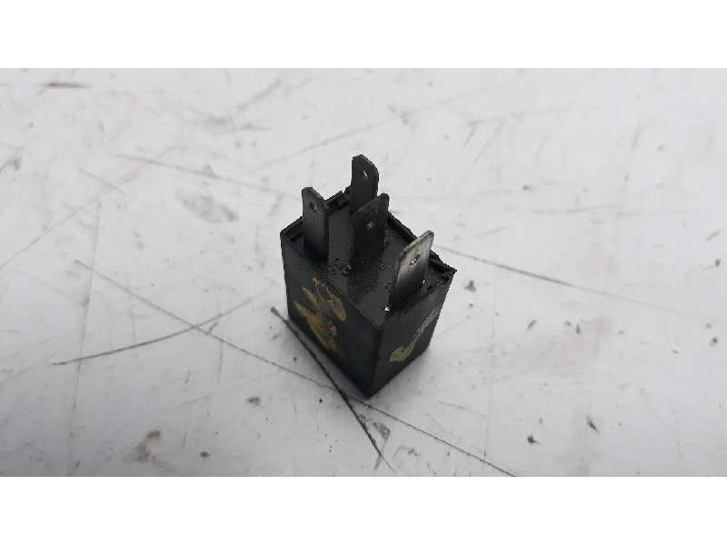 Recambio de rele para hyundai coupe (j2) referencia OEM IAM 95220429050 90229206 