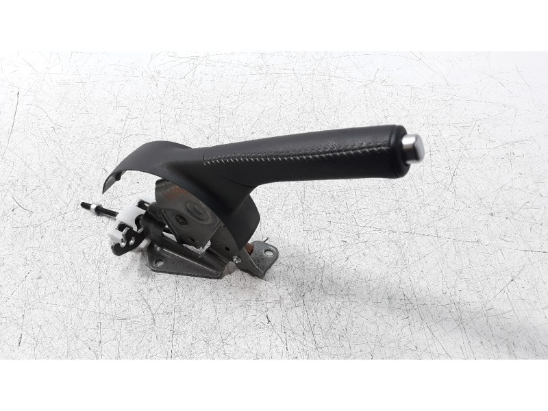 Recambio de palanca freno para toyota yaris referencia OEM IAM 462100D231C2  
