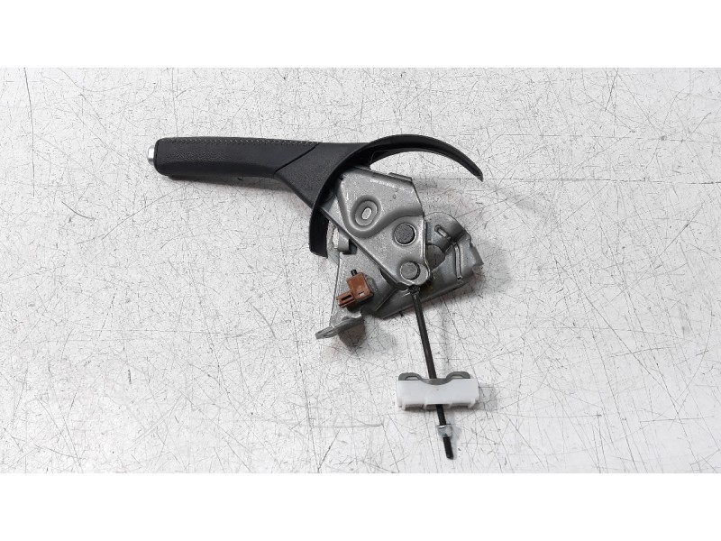 Recambio de palanca freno para toyota yaris referencia OEM IAM 462100D231C2  