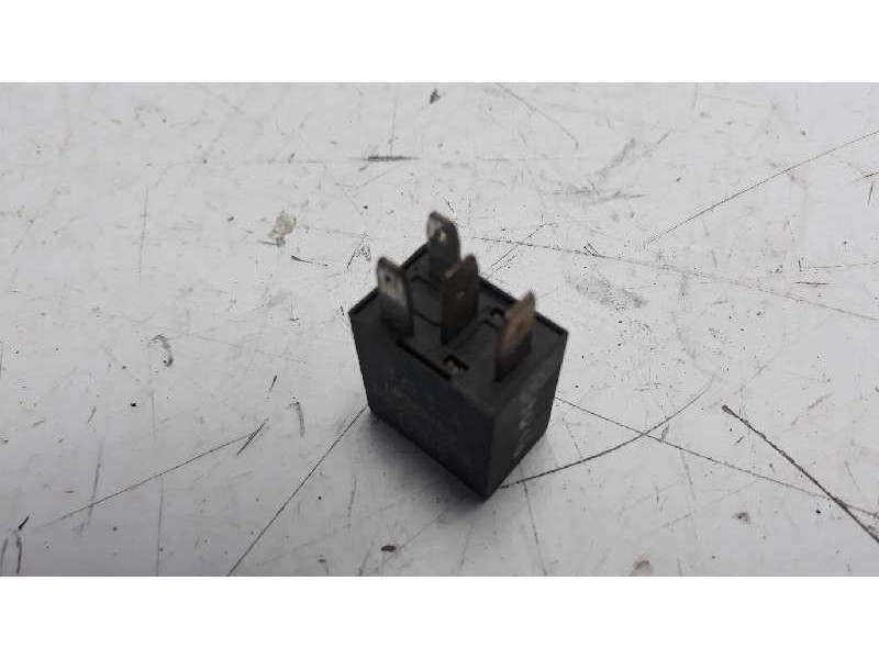 Recambio de rele para hyundai coupe (j2) referencia OEM IAM 95220429050 90229206 