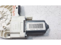 Recambio de motor elevalunas delantero izquierdo para land rover discovery 4 2.7 td v6 cat referencia OEM IAM AH2215B553AA   2