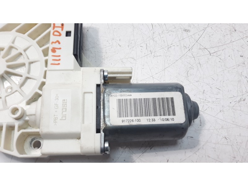 Recambio de motor elevalunas delantero izquierdo para land rover discovery 4 2.7 td v6 cat referencia OEM IAM AH2215B553AA  