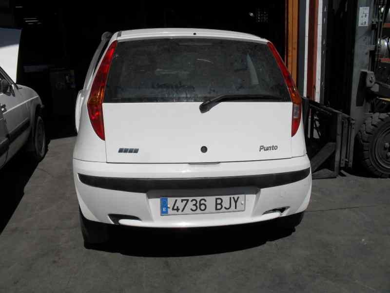 fiat punto berlina (188) del año 2001