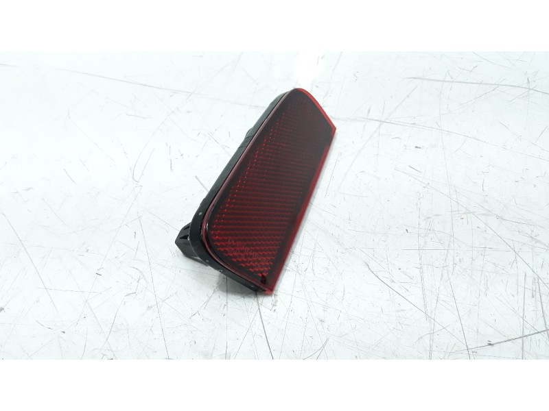 Recambio de piloto trasero izquierdo paragolpes para toyota yaris referencia OEM IAM 819200D040  