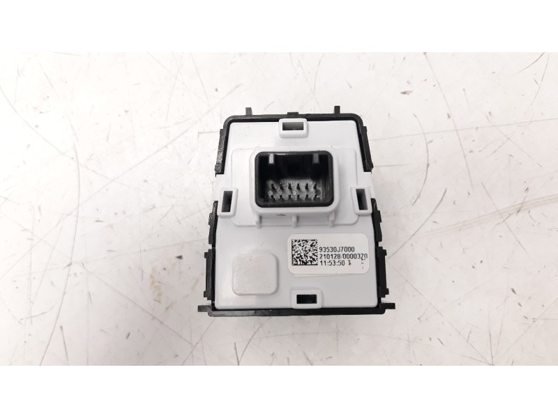 Recambio de mando retrovisor para kia ceed 1.4 tgdi cat referencia OEM IAM 93530J7000  
