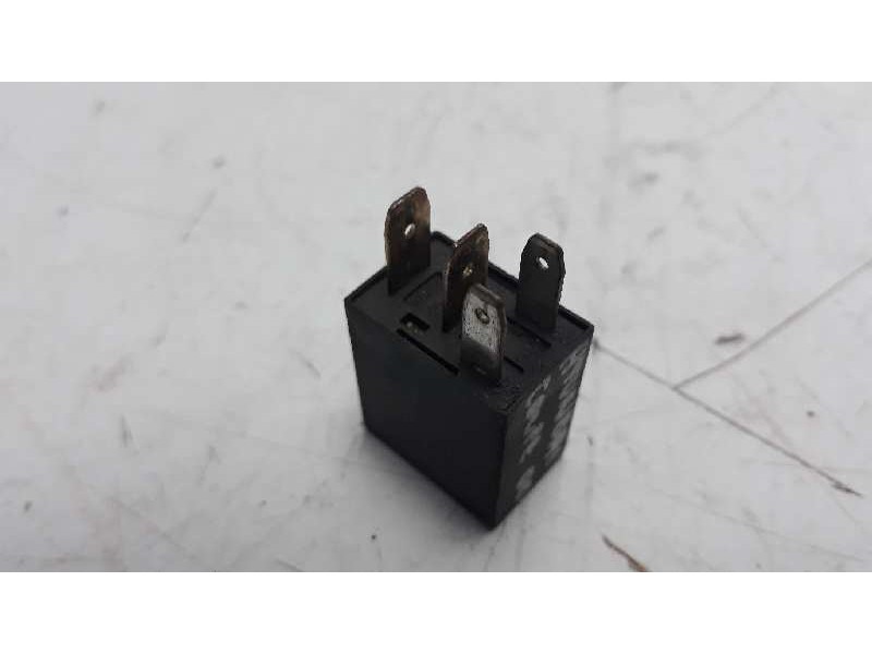 Recambio de rele para hyundai coupe (j2) referencia OEM IAM 95220429050 90229206 