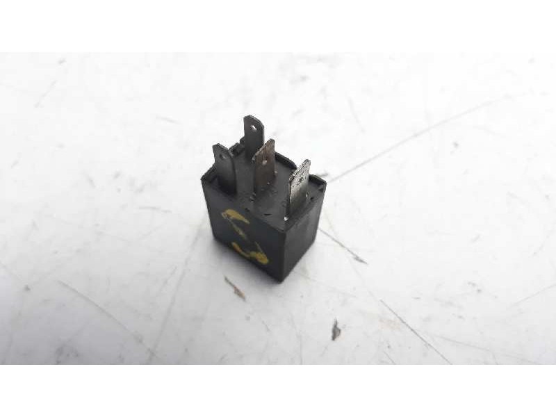 Recambio de rele para hyundai coupe (j2) referencia OEM IAM 95220429050 90229206 