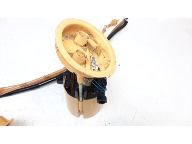 Recambio de bomba combustible para bmw x1 (e84) 2.0 turbodiesel cat referencia OEM IAM 16117190946  