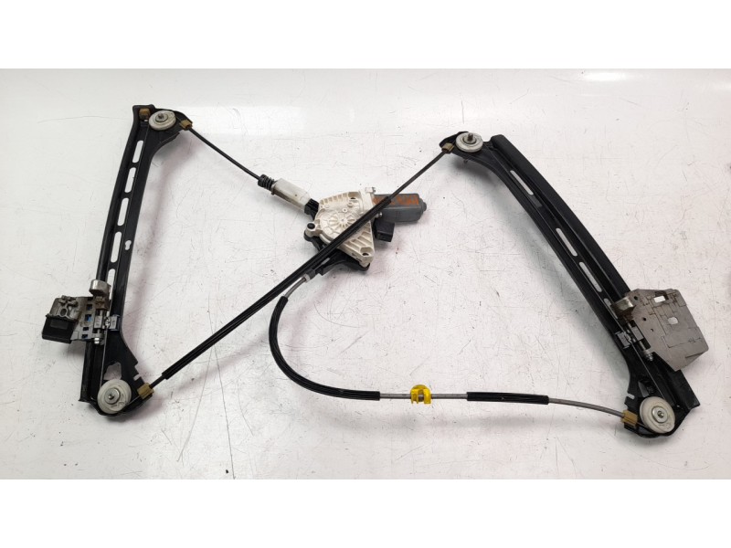Recambio de elevalunas delantero derecho para mercedes-benz clase clk (w207) coupe 3.0 cdi cat referencia OEM IAM A2077200846  