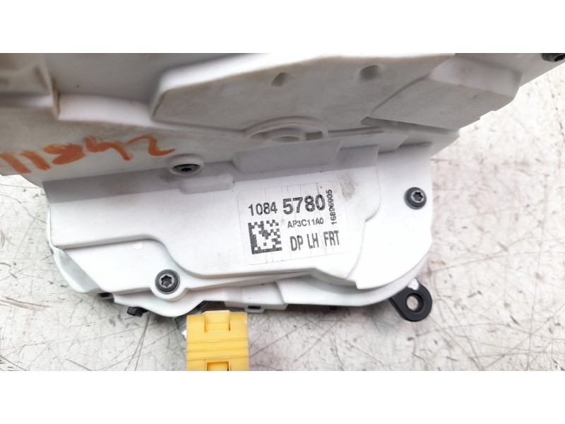 Recambio de cerradura puerta delantera izquierda para mg zs comfort referencia OEM IAM 10845780  