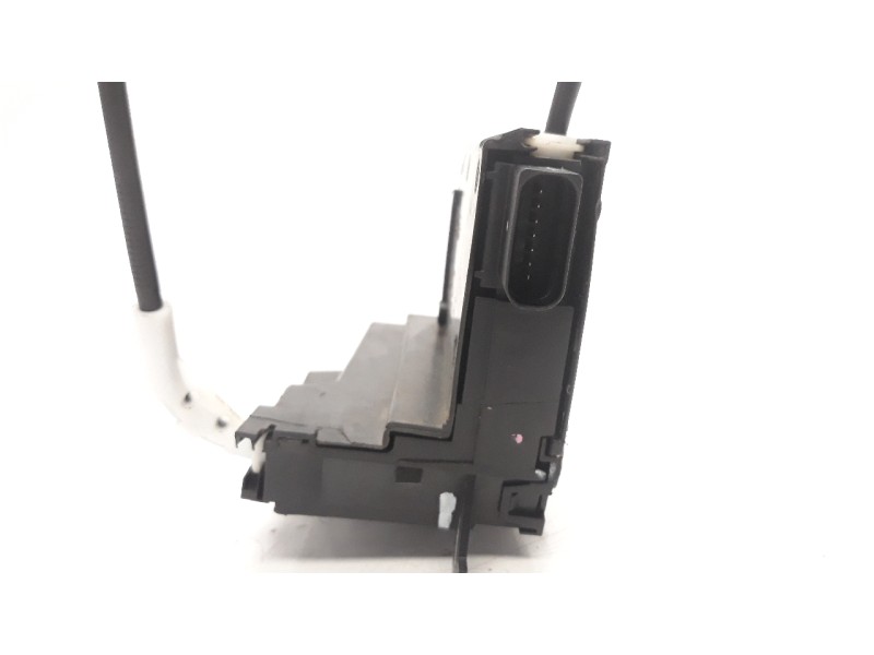 Recambio de cerradura puerta trasera derecha para peugeot 308 style referencia OEM IAM 9810309880  