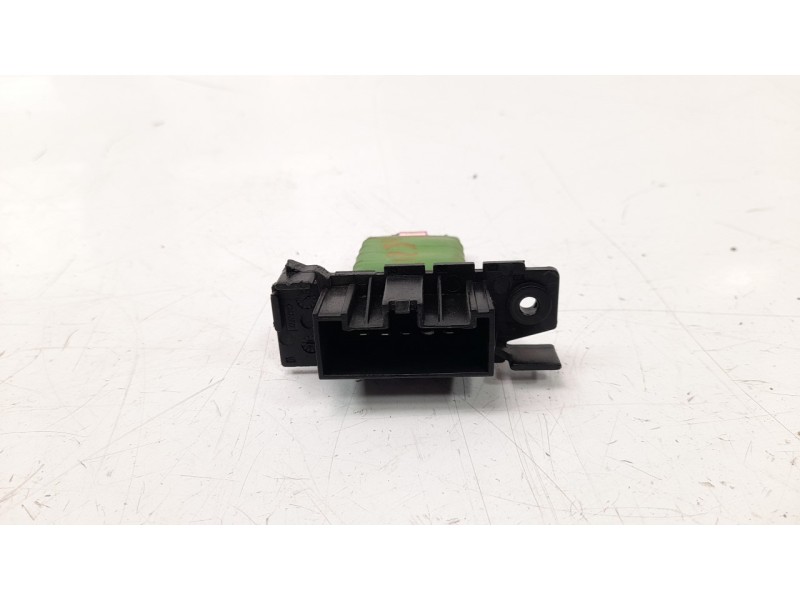 Recambio de resistencia calefaccion para opel corsa e 1.4 referencia OEM IAM A51004800  