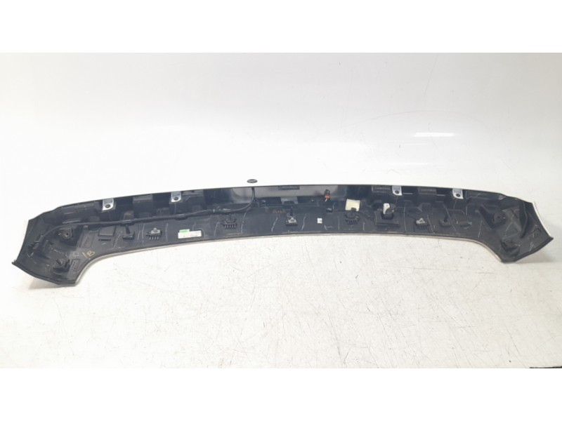 Recambio de aleron trasero para jeep compass ii business 4x2 referencia OEM IAM 6VX76TRMA  