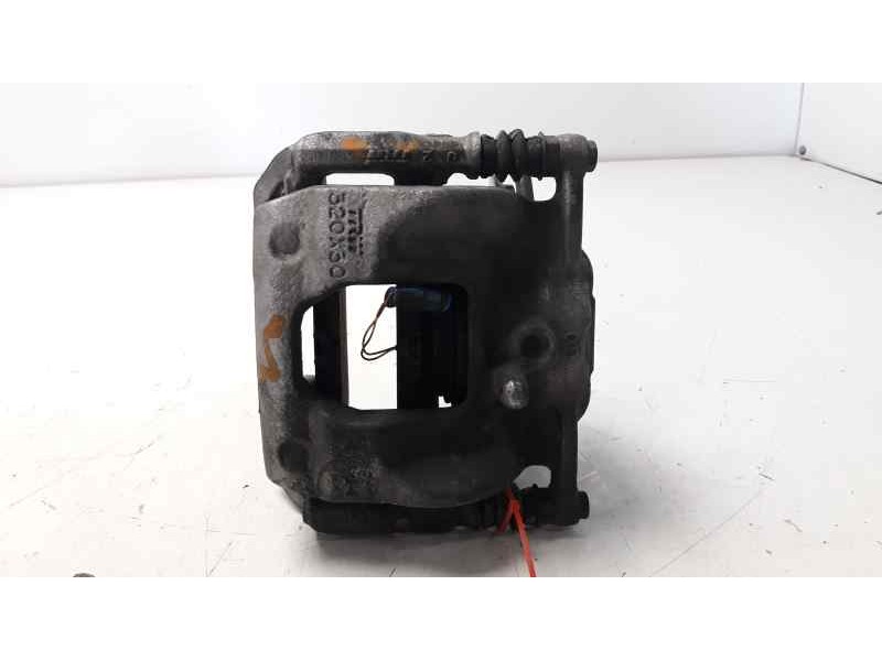 Recambio de pinza de freno delantera derecha para infiniti q30 2.2d sport referencia OEM IAM   