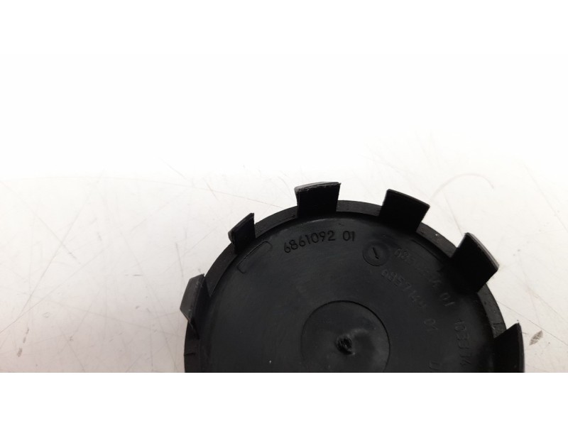 Recambio de tapacubos para mini mini (f56) 1.5 12v turbodiesel referencia OEM IAM 686109201  
