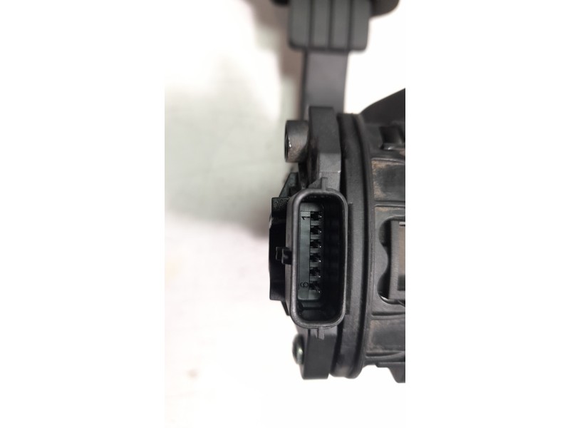 Recambio de potenciometro pedal para renault captur 1.5 dci diesel fap energy referencia OEM IAM 180029347R  
