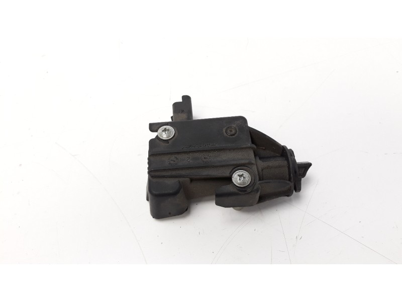Recambio de tapa exterior combustible para peugeot 508 active referencia OEM IAM 9651690280  
