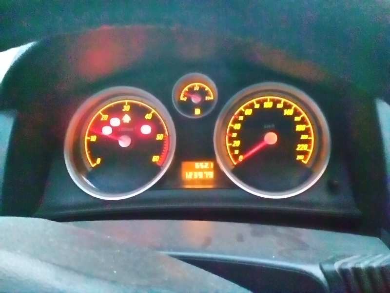 opel astra gtc del año 2006