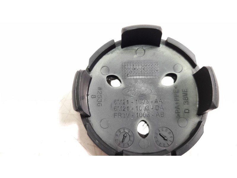 Recambio de tapacubos para ford focus berlina (cap) referencia OEM IAM 6M211003AA  