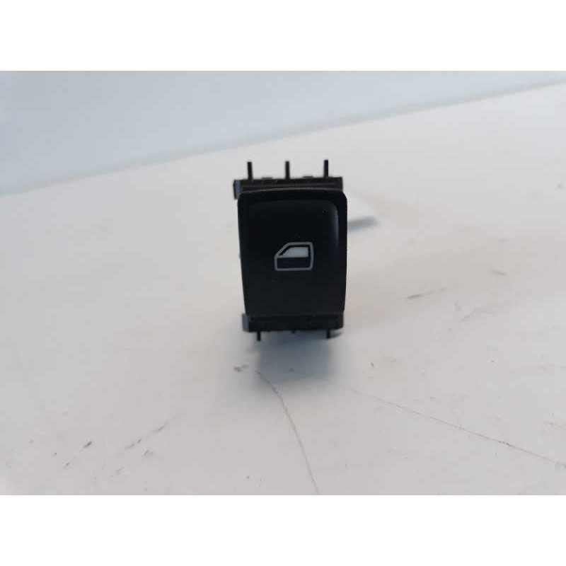 Recambio de mando elevalunas trasero izquierdo para volkswagen golf vii lim. (5g1) edition bluemotion referencia OEM IAM 5G09598