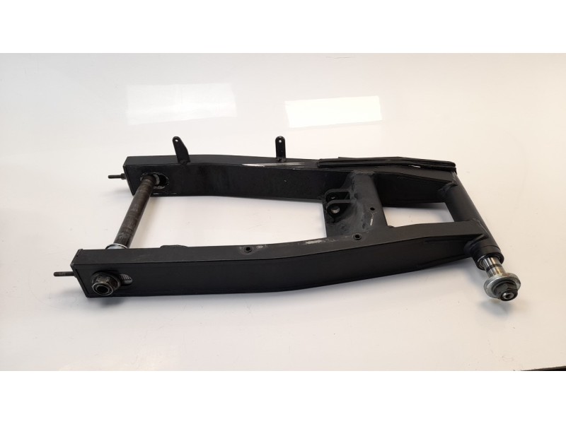 Recambio de puente trasero para yamaha fz 1 / fz 6 fazer fz 6 s2  (rj14) referencia OEM IAM 4S82211000  