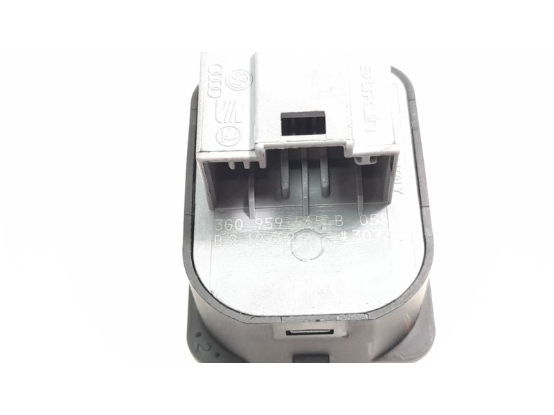 Recambio de mando retrovisor para seat leon (kl1) 1.5 16v tsi act referencia OEM IAM 3G0959565B  