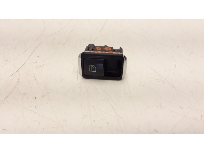 Recambio de mando elevalunas delantero derecho para mercedes-benz clase clk (w207) coupe 3.0 cdi cat referencia OEM IAM A2048707
