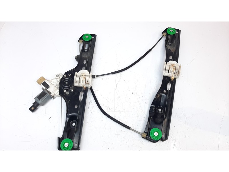 Recambio de elevalunas delantero izquierdo para bmw x1 (e84) 2.0 turbodiesel cat referencia OEM IAM 51332990385  