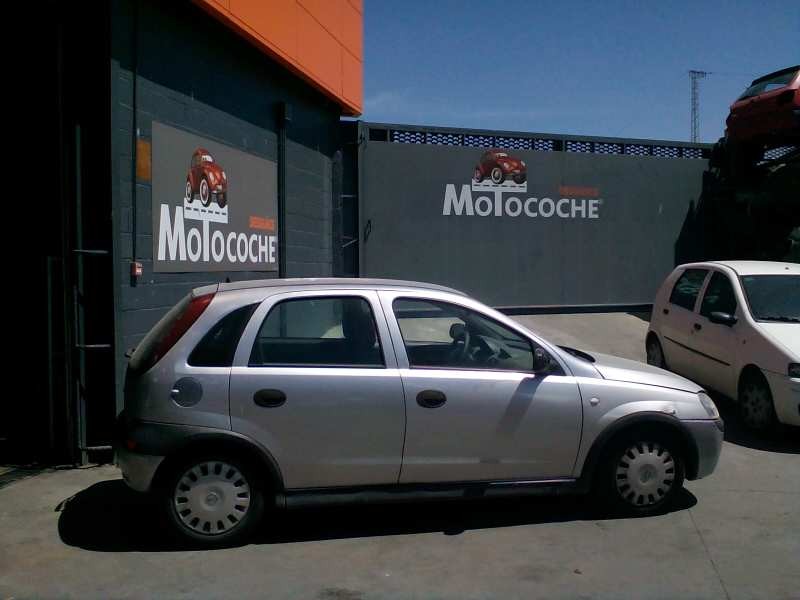 opel corsa c del año 2002