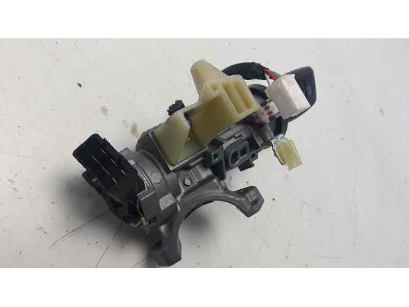 Recambio de conmutador de arranque para kia carens ( ) x-tech referencia OEM IAM 93390A4000  