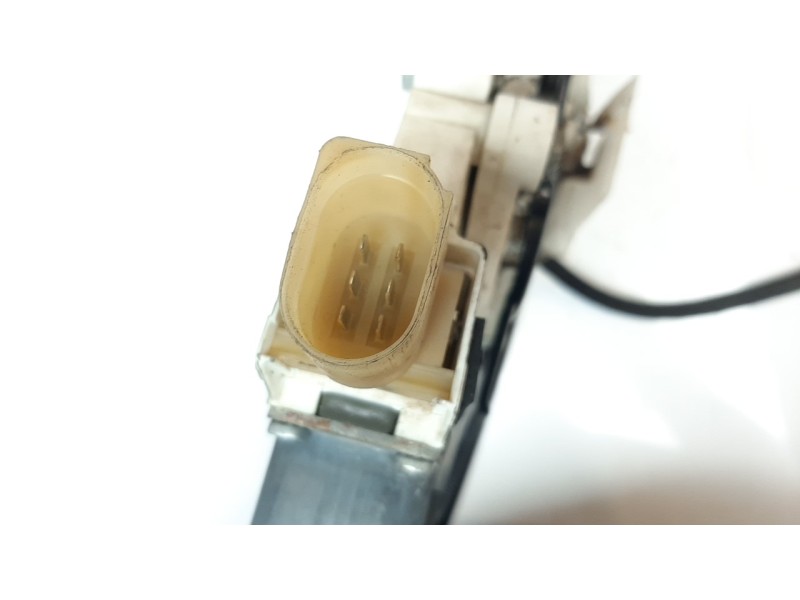 Recambio de elevalunas delantero izquierdo para bmw x1 (e84) 2.0 turbodiesel cat referencia OEM IAM 51332990385  