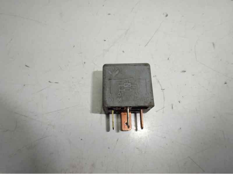 Recambio de rele para daewoo lanos referencia OEM IAM 90244312  