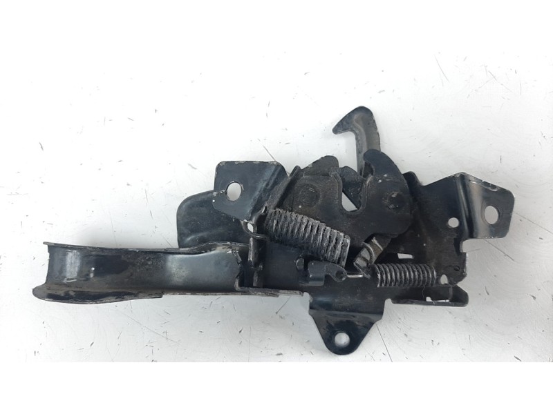 Recambio de cerradura capo para ssangyong korando 2.2 td cat referencia OEM IAM 7111034001  