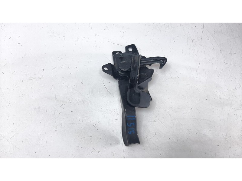 Recambio de cerradura capo para ssangyong korando 2.2 td cat referencia OEM IAM 7111034001  