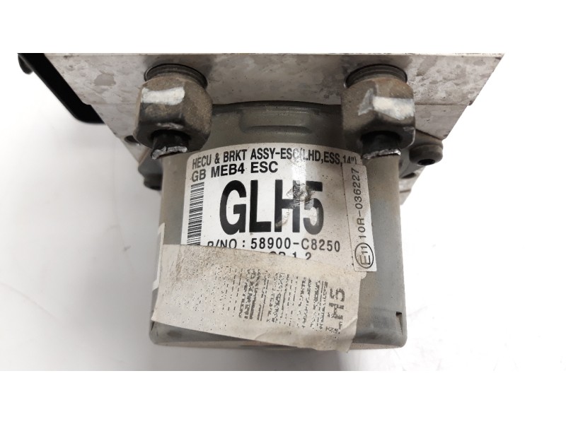 Recambio de abs para hyundai i20 1.2 16v cat referencia OEM IAM 58900C8250  